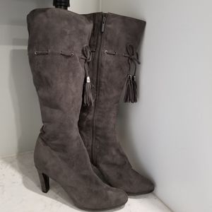 👢KNEE HIGH FAUX SUEDE GREY BOOTS